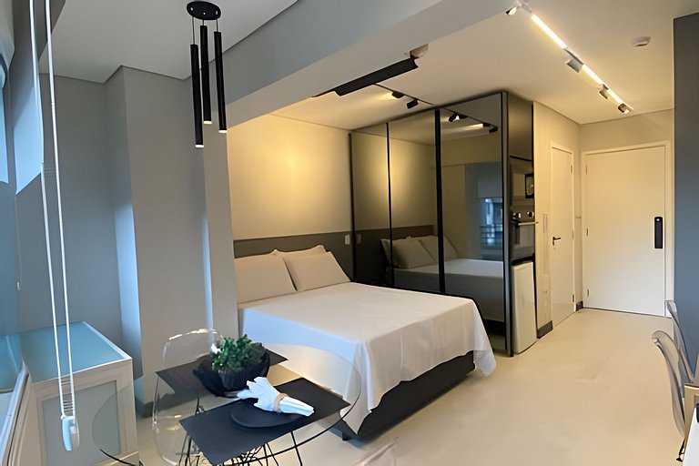 713 Conforto, Estilo e Vista para a Piscina