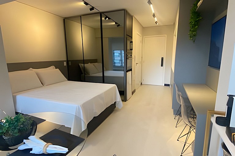 713 Conforto, Estilo e Vista para a Piscina