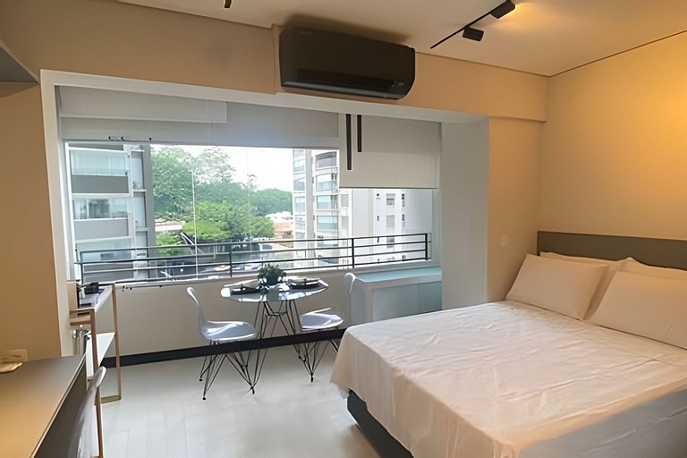 713 Conforto, Estilo e Vista para a Piscina