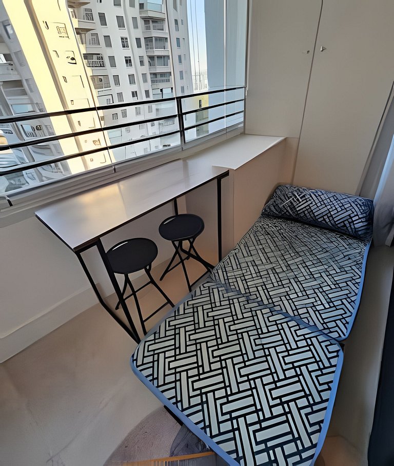 915 - Studio próximo ao metrô
