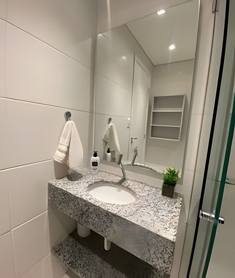 616 - Studio elegante e funcional com todo conforto