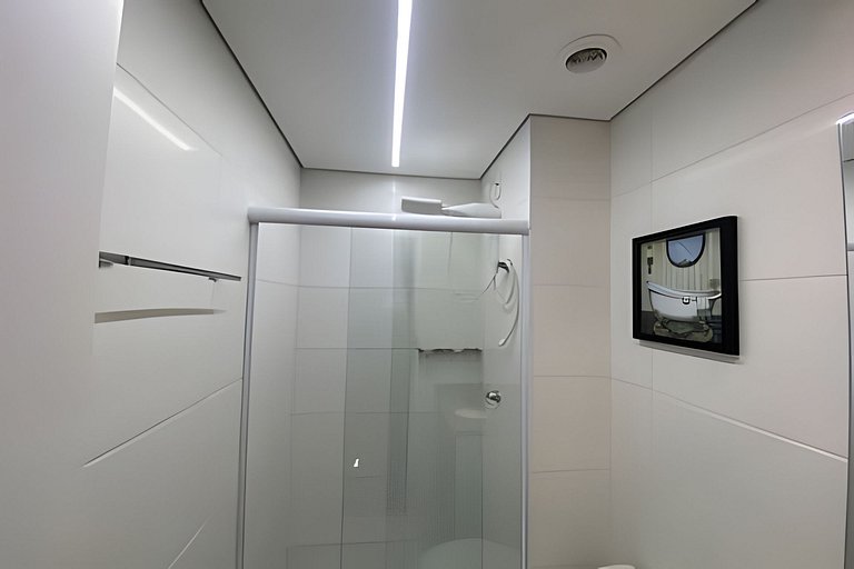 1607 - Studio c/garagem na melhor localização