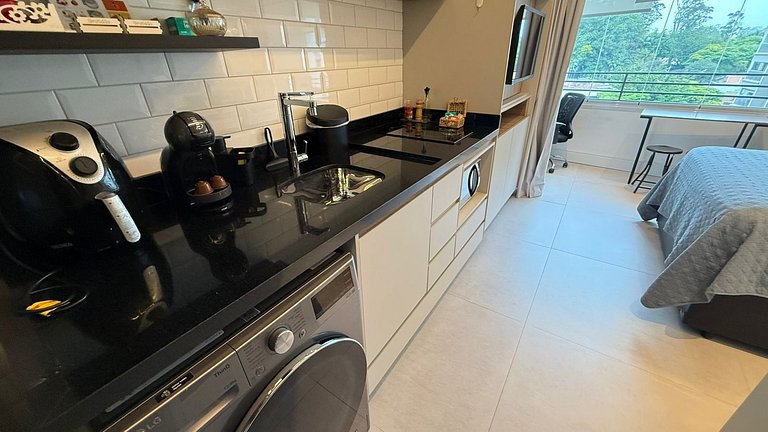 915 - Studio próximo ao metrô