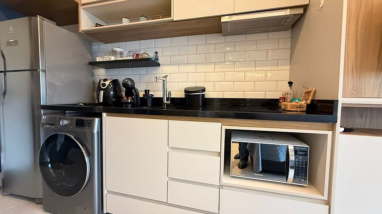 915 - Studio próximo ao metrô