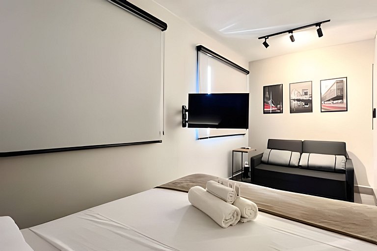 Studio no 22º andar c/ vista incrível Faria Lima