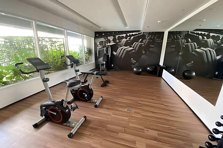 Studio bem localizado com fácil acesso ao metrô