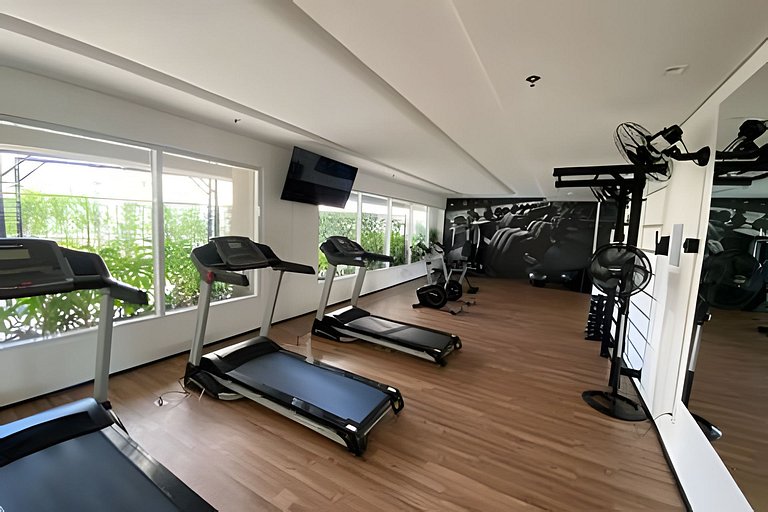 Studio bem localizado com fácil acesso ao metrô