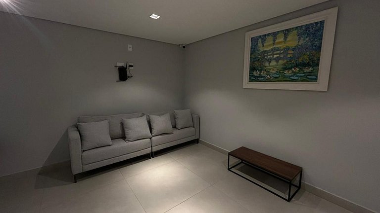 307 - Studio moderno com luz natural