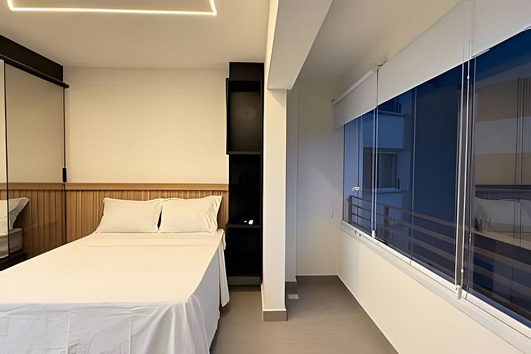 Studio Moderno com Vista Incrível da Cidade
