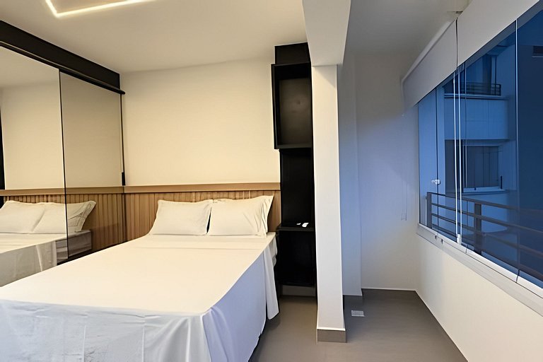 Studio Moderno com Vista Incrível da Cidade