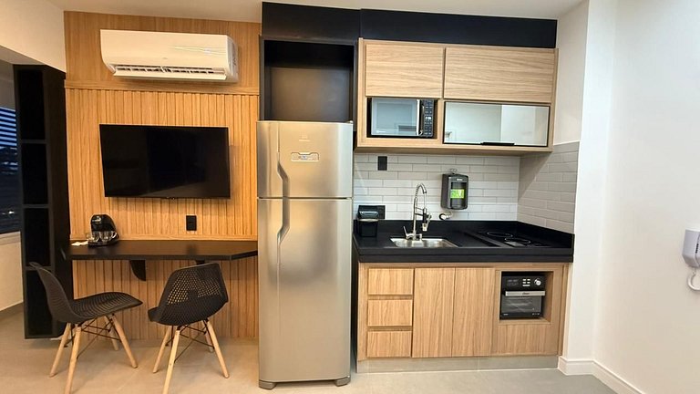 Studio Moderno com Vista Incrível da Cidade