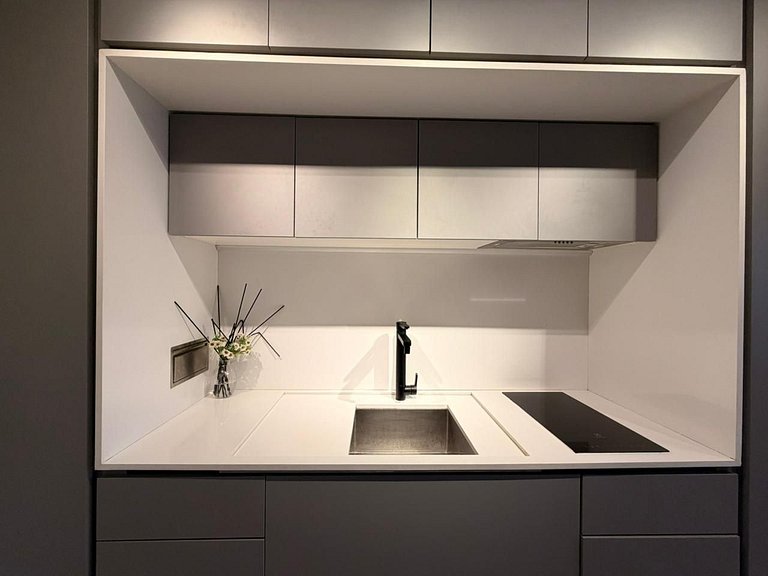 713 Conforto, Estilo e Vista para a Piscina