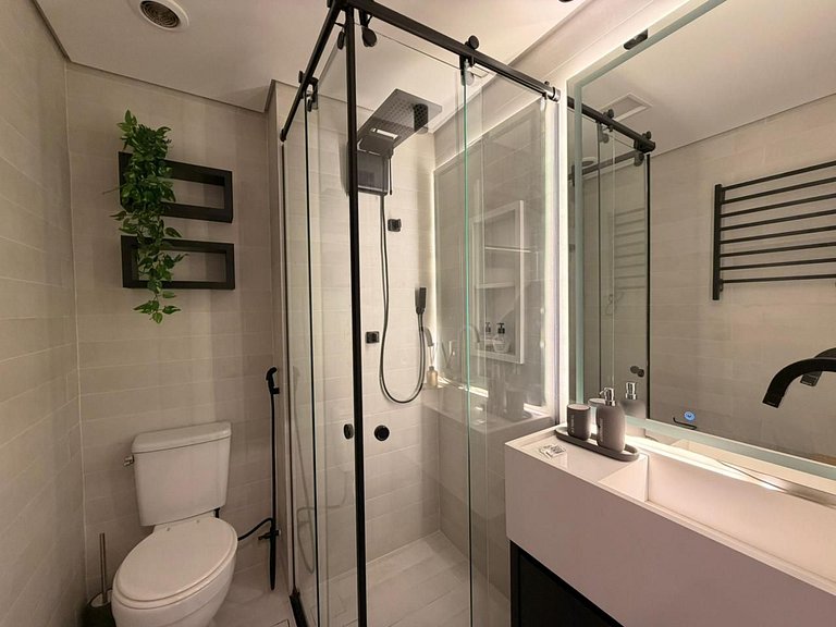 713 Conforto, Estilo e Vista para a Piscina