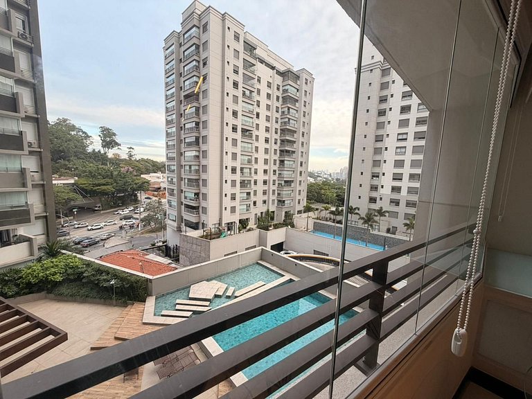 713 Conforto, Estilo e Vista para a Piscina