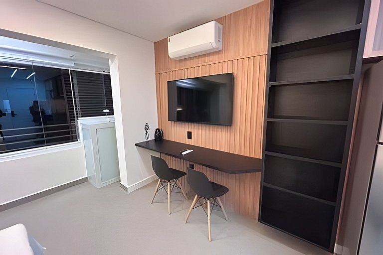 705 - Studio aconchegante e moderno