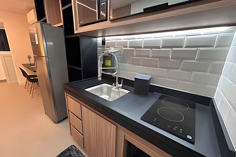 705 - Studio aconchegante e moderno