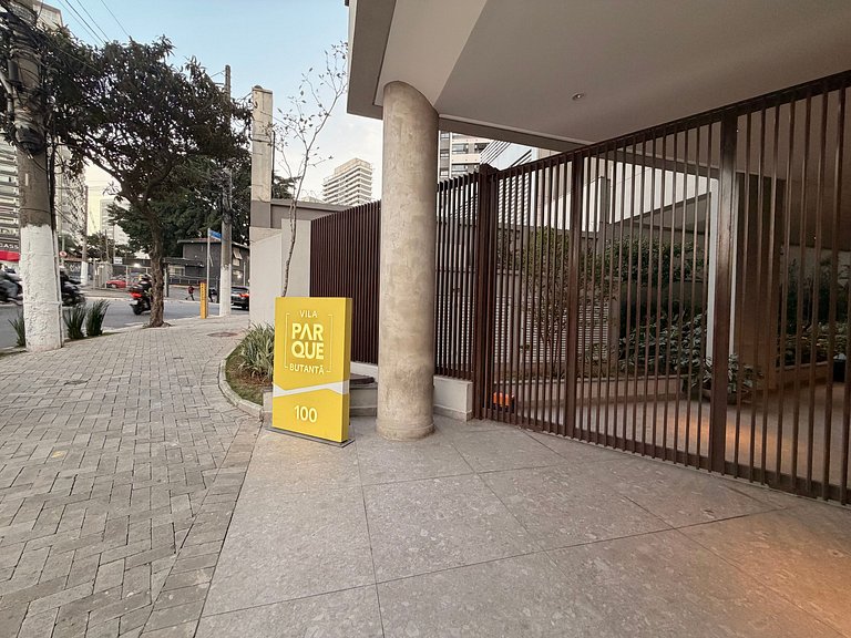 705 - Studio Moderno e Bem Localizado