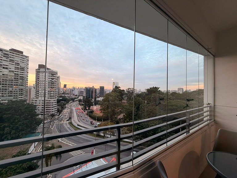 Studio com Vista Incrível, Piscina e Academia