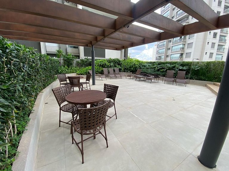 Studio com Vista Incrível, Piscina e Academia