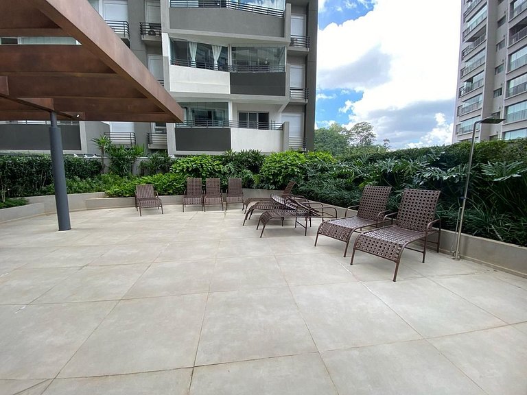 Studio com Vista Incrível, Piscina e Academia