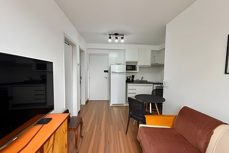 Aconchego retrô em SP | 2 quartos + home office